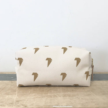 Erin Flett - Sand Sailboats Dopp Kit